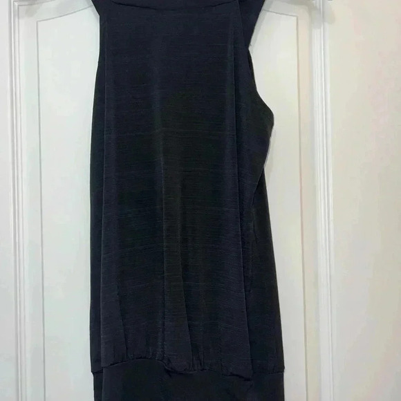 Black Beaded Sleeveless Top - Picture 2 of 3